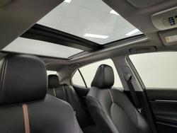 2020 Toyota Camry SL ASV70R Frosted White