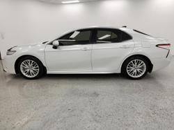 2020 Toyota Camry SL ASV70R Frosted White