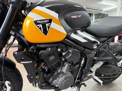 2025 Triumph Trident 660 Trident Yellow
