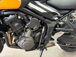 2025 Triumph Trident 660 Trident Yellow