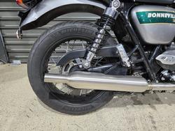 2022 Triumph BONNEVILLE T100 GOLDLINE SILVER