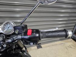 2022 Triumph BONNEVILLE T100 GOLDLINE SILVER