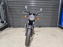 2022 Triumph BONNEVILLE T100 GOLDLINE SILVER