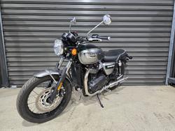 2022 Triumph BONNEVILLE T100 GOLDLINE SILVER