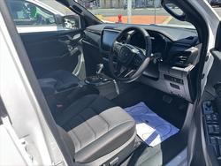2025 ISUZU D-MAX XT D-MAX MY24 4x4 CREW UTE XT 3.0L AT Moonstone White Pearl