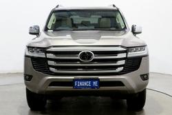 2022 Toyota
Landcruiser Sahara