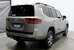 2022 Toyota
Landcruiser Sahara