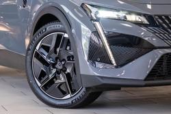 2025 Peugeot 408 GT Premium Hybrid