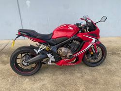 Honda CBR650R