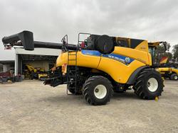 2022 New Holland Cr9.90