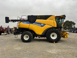 2022 New Holland Cr9.90