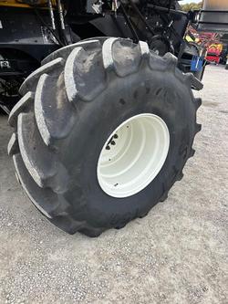 2022 New Holland Cr9.90
