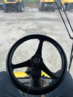 2022 New Holland Cr9.90