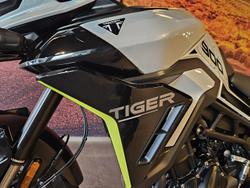 2025 Triumph Tiger 900 GT Pro Tiger Black