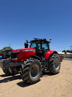 2015 Massey Ferguson 7624