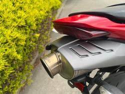 2011 Triumph DAYTONA 675 Red
