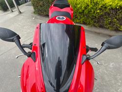 2011 Triumph DAYTONA 675 Red