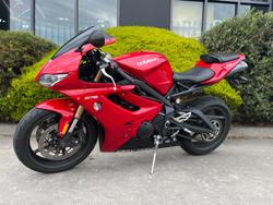 2011 Triumph DAYTONA 675 Red