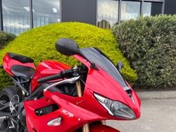 2011 Triumph DAYTONA 675 Red