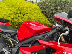 2011 Triumph DAYTONA 675 Red
