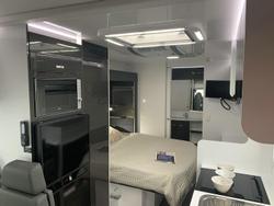 2023 Windsor Simpson WHITE