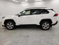 2020 Toyota RAV4 GXL AXAH52R Glacier White