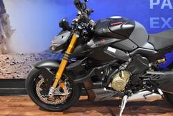 2025 Ducati STREETFIGHTER V4 S Black