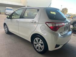 2019 Toyota
                Yaris Ascent