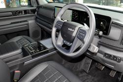2025 Kia Tasman X-Line TK MY26 4X4 Dual Range Clear White