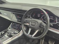 2023 Audi Q7 55 TFSI S line