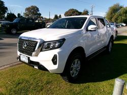 2021 Nissan
Navara ST