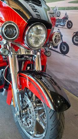 2016 Harley-davidson FLHTKSE CVO LIMITED Red
