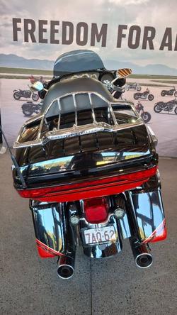 2016 Harley-davidson FLHTKSE CVO LIMITED Red