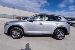 2022 Mazda
                CX-5 G25 Touring
