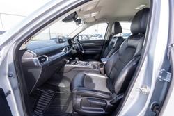 2022 Mazda
                CX-5 G25 Touring