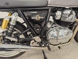 2019 Royal Enfield INTERCEPTOR 650 CLASSIC Silver