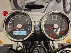 2019 Royal Enfield INTERCEPTOR 650 CLASSIC Silver