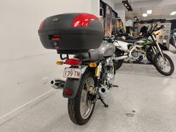 2019 Royal Enfield INTERCEPTOR 650 CLASSIC Silver