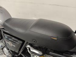 2019 Royal Enfield INTERCEPTOR 650 CLASSIC Silver
