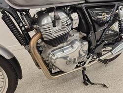 2019 Royal Enfield INTERCEPTOR 650 CLASSIC Silver