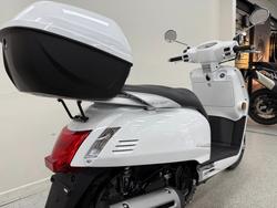 2025 Kymco LIKE 125 White