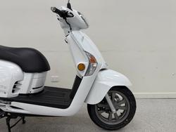 2025 Kymco LIKE 125 White