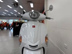 2025 Kymco LIKE 125 White