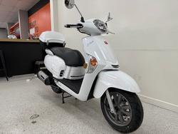 2025 Kymco LIKE 125 White