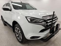 Isuzu MU-X
