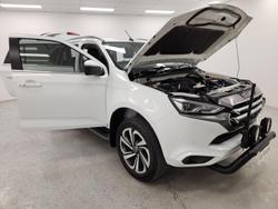 2022 Isuzu MU-X LS-T MY23 4X4 Dual Range Mineral White
