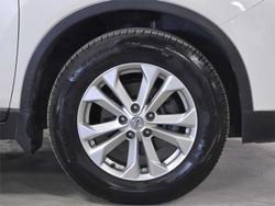 2016 Nissan
                X-TRAIL ST-L