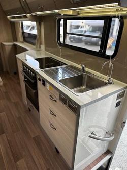 2018 Avida Esperance