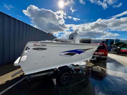 2023 Stessl 480 Apache Pro Centre Console