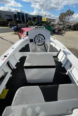 2023 Stessl 480 Apache Pro Centre Console